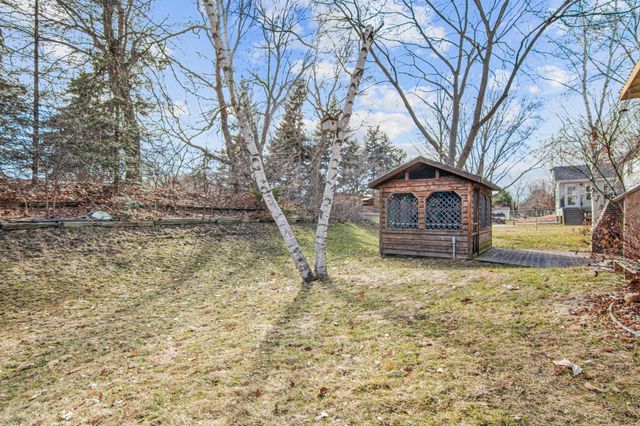 7109 Upper 36th Street N, Oakdale, MN 55128