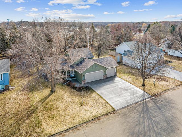 7109 Upper 36th Street N, Oakdale, MN 55128
