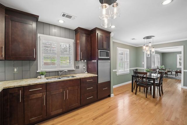 830 Hillwood Blvd, Nashville, TN 37209