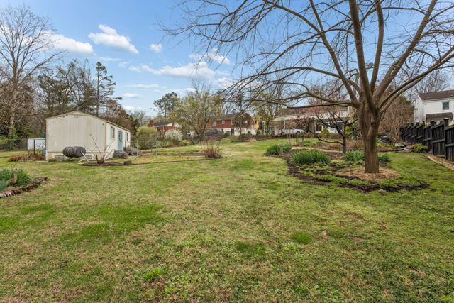 830 Hillwood Blvd, Nashville, TN 37209