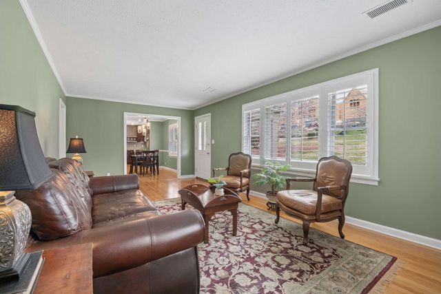 830 Hillwood Blvd, Nashville, TN 37209