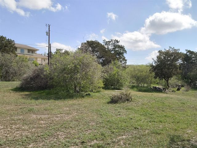 19910 Siesta Shores DR, Spicewood, TX 78669