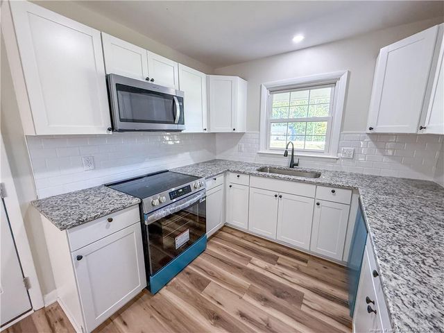 407 Stacy Weaver Drive, Fayetteville, NC 28311