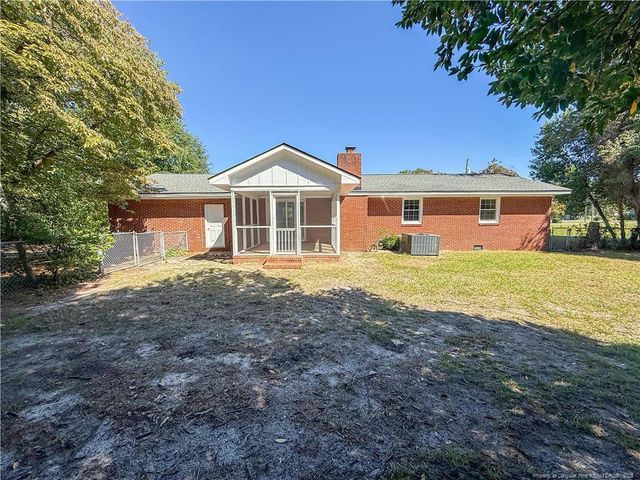 407 Stacy Weaver Drive, Fayetteville, NC 28311