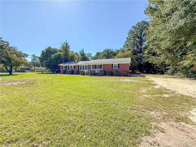 407 Stacy Weaver Drive, Fayetteville, NC 28311