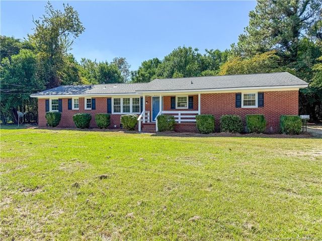 407 Stacy Weaver Drive, Fayetteville, NC 28311