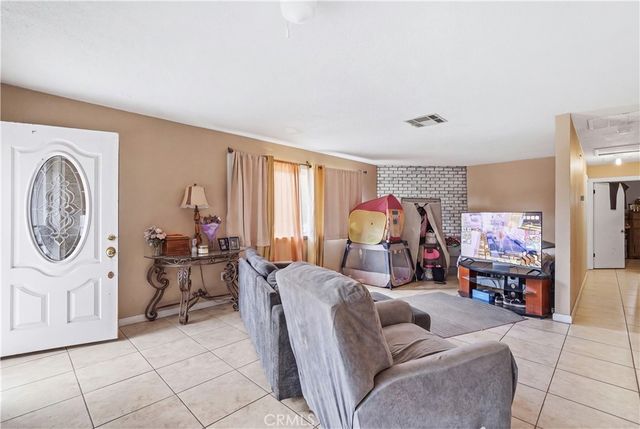 32438 Kentucky, Yucaipa, CA 92399
