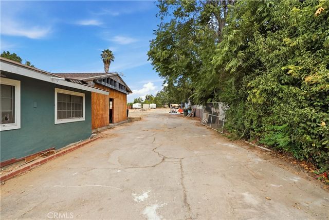 32438 Kentucky, Yucaipa, CA 92399