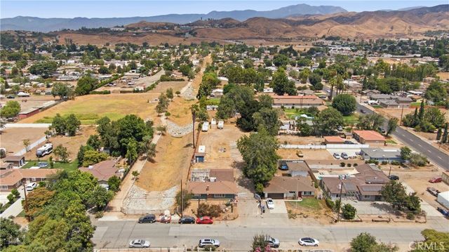 32438 Kentucky, Yucaipa, CA 92399