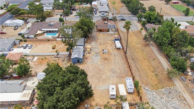 32438 Kentucky, Yucaipa, CA 92399