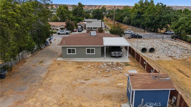 32438 Kentucky, Yucaipa, CA 92399