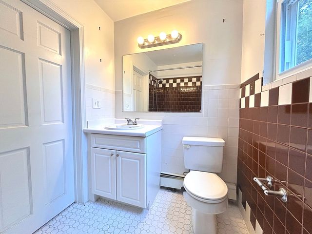26 Sargent St 1, Boston, MA 02125