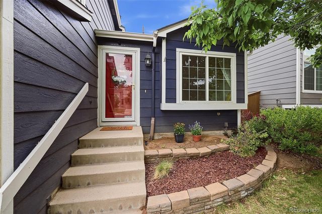 9688 Whitecliff Place, Highlands Ranch, CO 80129