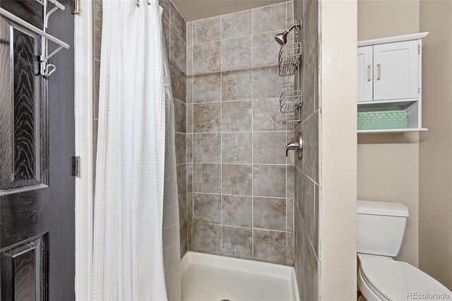 9688 Whitecliff Place, Highlands Ranch, CO 80129