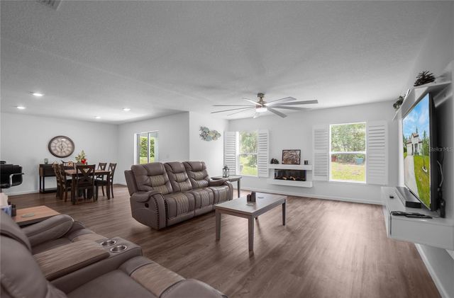 11 FRINGETREE COURT, Homosassa, FL 34446