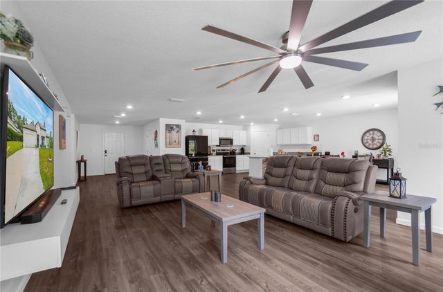 11 FRINGETREE COURT, Homosassa, FL 34446