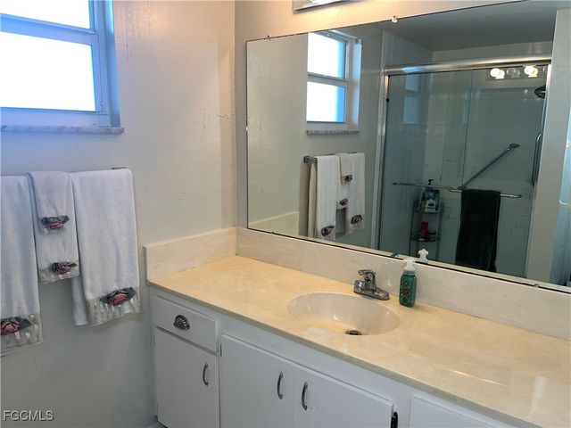 6102 Augusta DR 307, Fort Myers, FL 33907