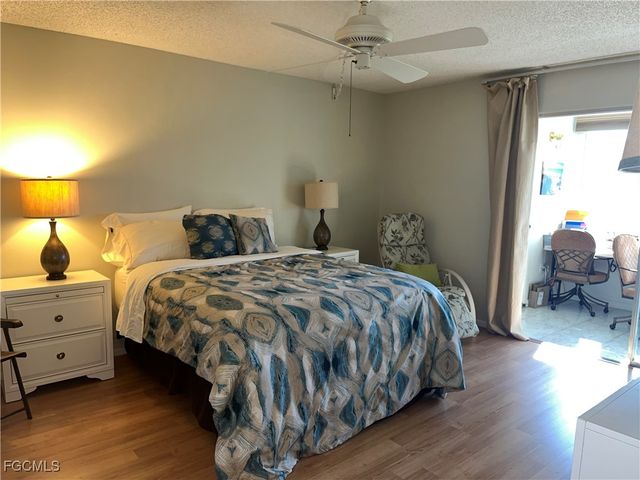 6102 Augusta DR 307, Fort Myers, FL 33907