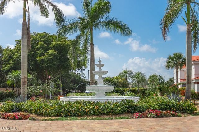 6102 Augusta DR 307, Fort Myers, FL 33907