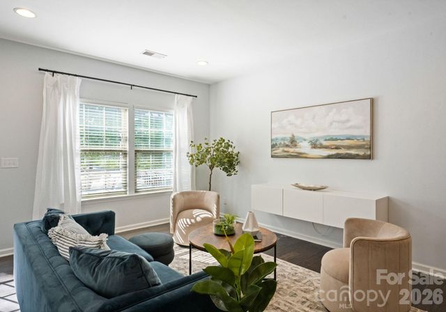 3443 Hornets Nest Way, Charlotte, NC 28208