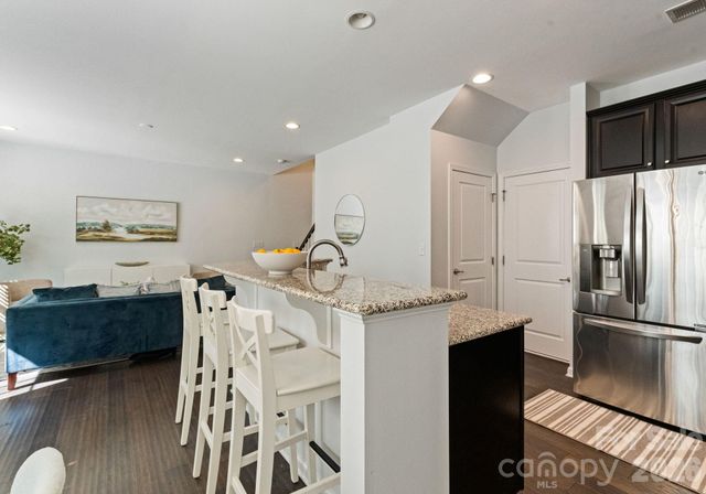 3443 Hornets Nest Way, Charlotte, NC 28208