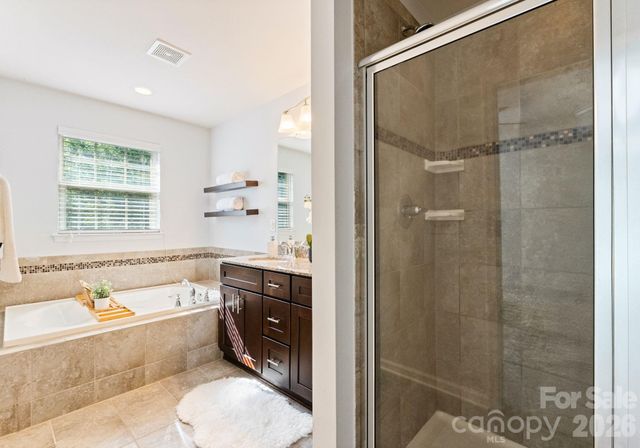 3443 Hornets Nest Way, Charlotte, NC 28208