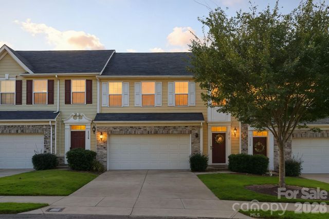 3443 Hornets Nest Way, Charlotte, NC 28208