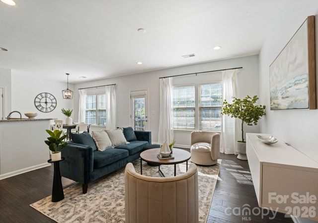 3443 Hornets Nest Way, Charlotte, NC 28208