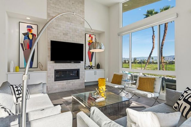 1200 Celadon Street, Palm Springs, CA 92262