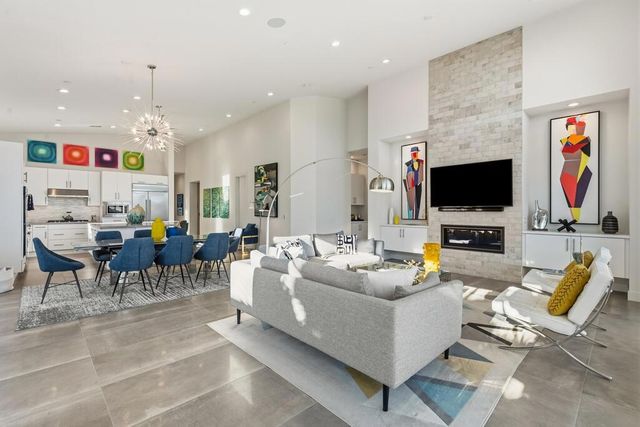 1200 Celadon Street, Palm Springs, CA 92262