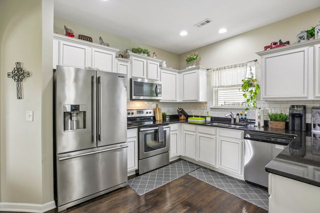 1031 Harper Dean Way, Gallatin, TN 37066