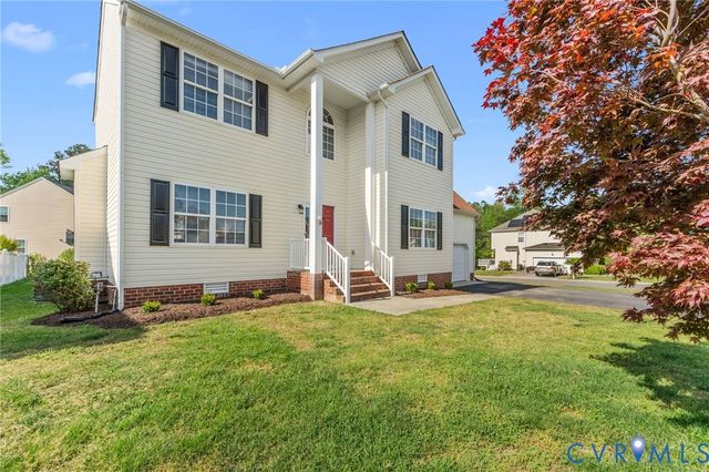 13300 Castlewellan Dr, Chester, VA 23836