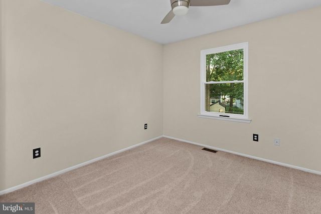 64 WINDINGBROOK DR, Atco, NJ 08004
