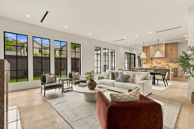 5122 Elsby Avenue, Dallas, TX 75209