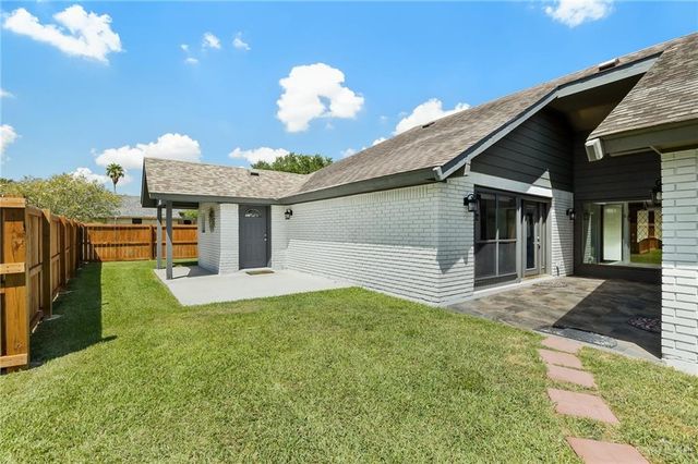 3002 Lazy Lake Drive, Harlingen, TX 78550