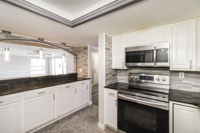9436 WEEPING WILLOW LANE, Port Richey, FL 34668