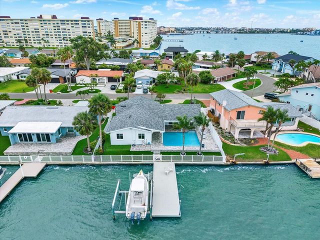 11577 48TH AVENUE N, St Petersburg, FL 33708