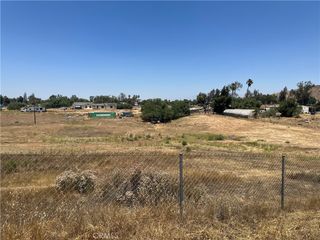 25361 Phillips, Perris, CA 92570