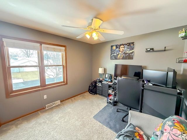 221 Overlook Terrace, Marshall, WI 53559