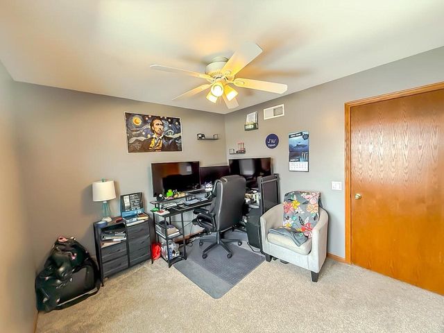 221 Overlook Terrace, Marshall, WI 53559