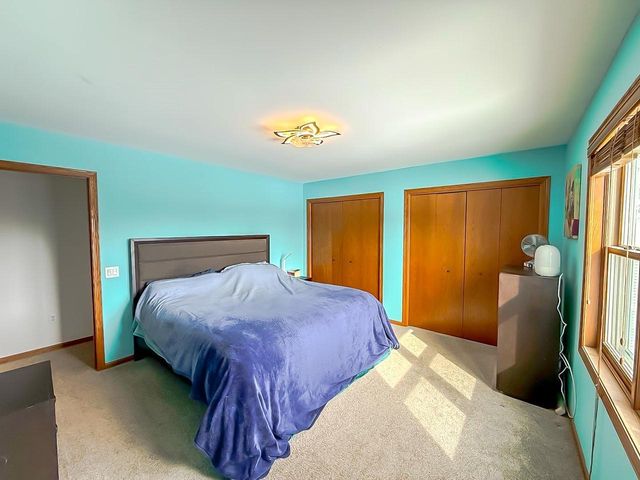 221 Overlook Terrace, Marshall, WI 53559