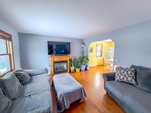 221 Overlook Terrace, Marshall, WI 53559