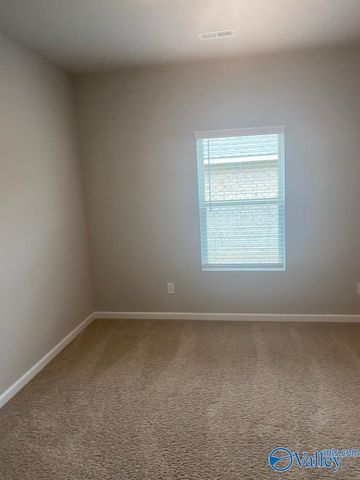 121 Rolling Green Drive, New Market, AL 35761