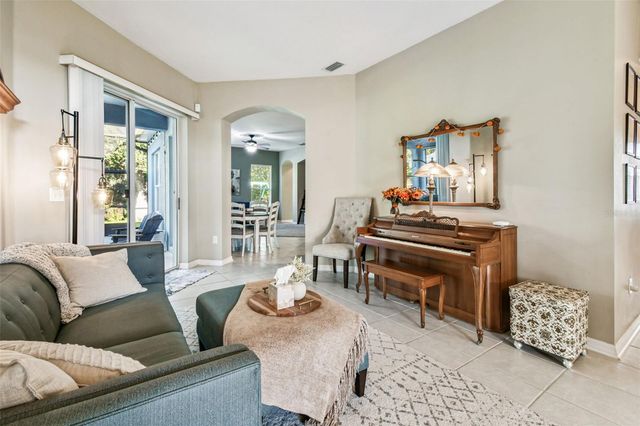 6818 PINE SPRINGS DRIVE, Wesley Chapel, FL 33545