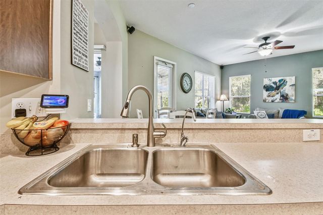 6818 PINE SPRINGS DRIVE, Wesley Chapel, FL 33545