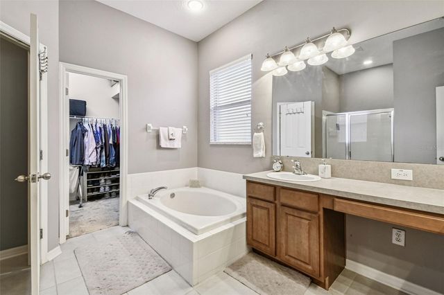 6818 PINE SPRINGS DRIVE, Wesley Chapel, FL 33545
