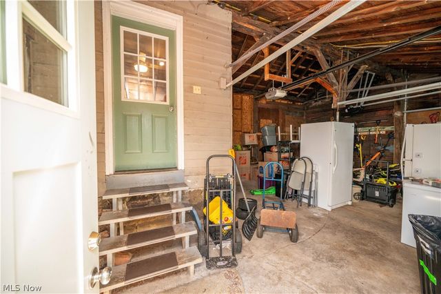 3555 W South Range Road, Columbiana, OH 44408