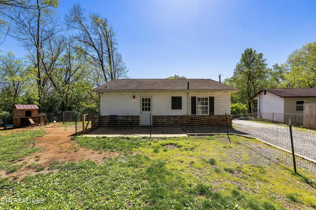 4102 Geyland Heights Rd, Knoxville, TN 37920