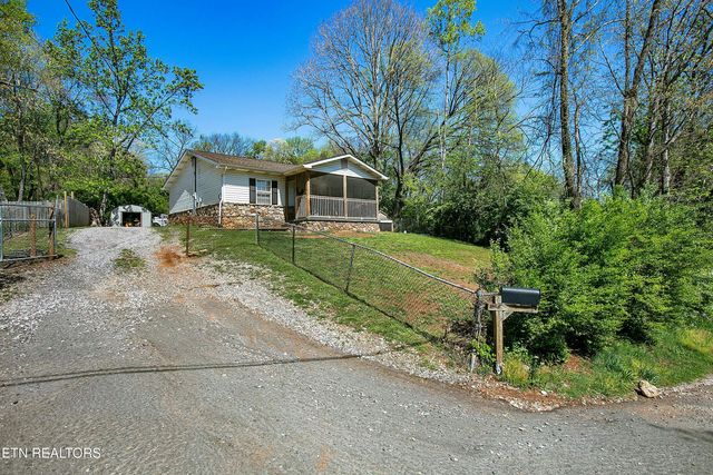 4102 Geyland Heights Rd, Knoxville, TN 37920