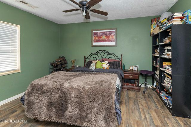 4102 Geyland Heights Rd, Knoxville, TN 37920